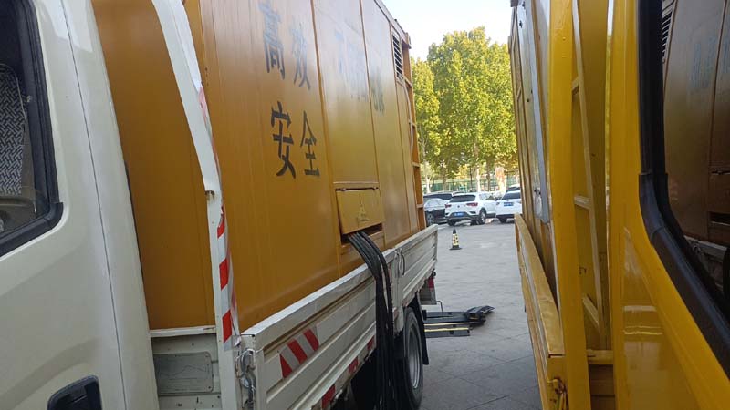 龙沙如何判断柴油发电机组和UPS电源的切换时间是否符合要求？