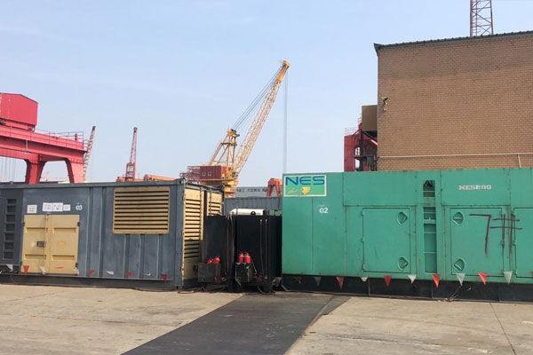 龙沙发电机出租空气滤清器的清洁频率是多少？